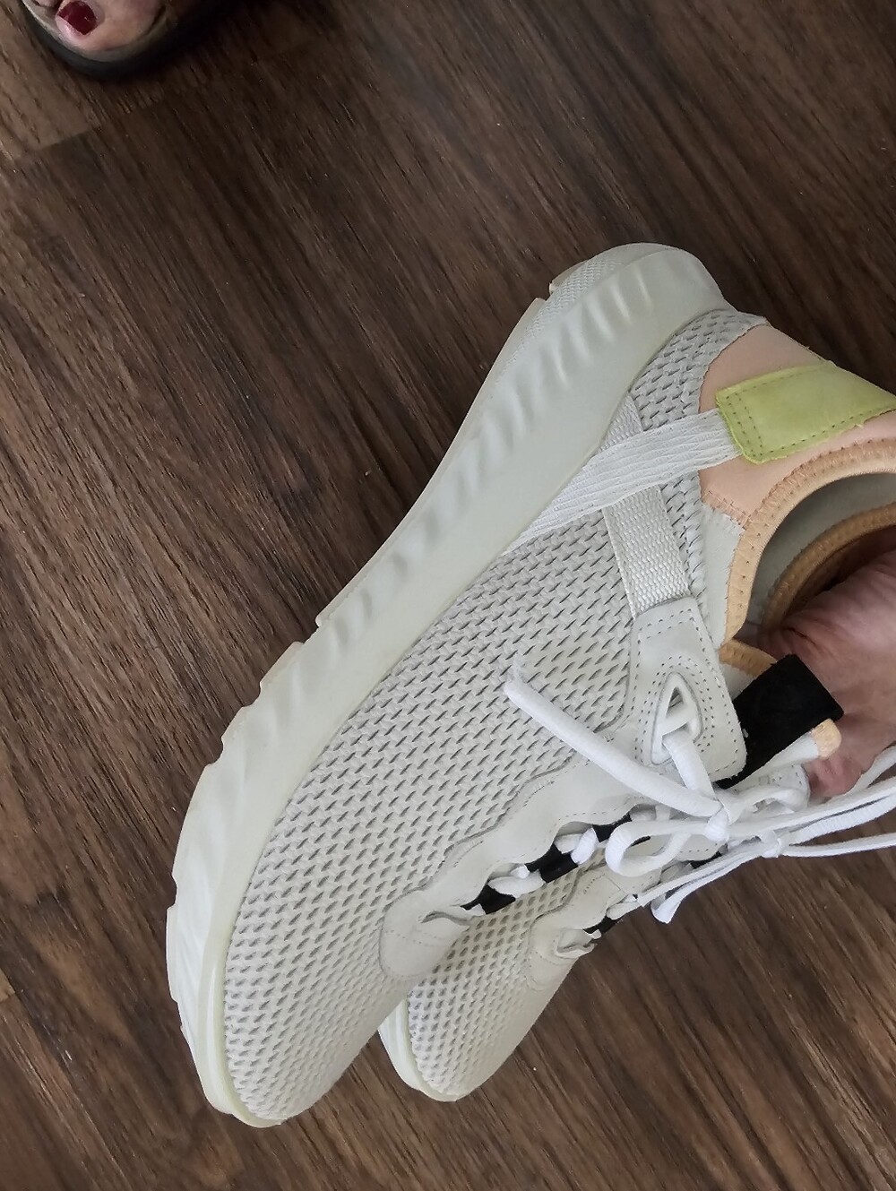 Womens ECCO Sneaker - Picture 2 of 6